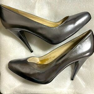 Michael Kors gray pump evening wear, evening wear